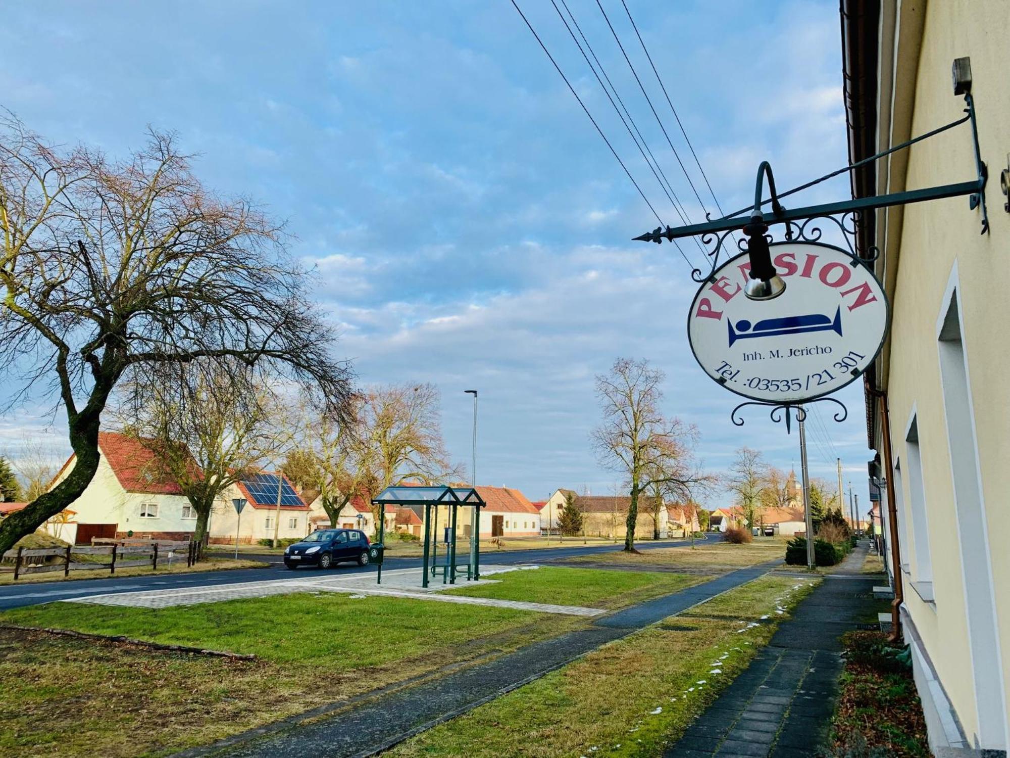 Top-Moderne Ferienwohnung Und Apartments Auf Frueherem Wunderschoenen Bauernhof Im Elbe-Elster-Kreis In Brandenburg Bei Herzberg-Elster, Schoenewalde, Holzdorf Экстерьер фото