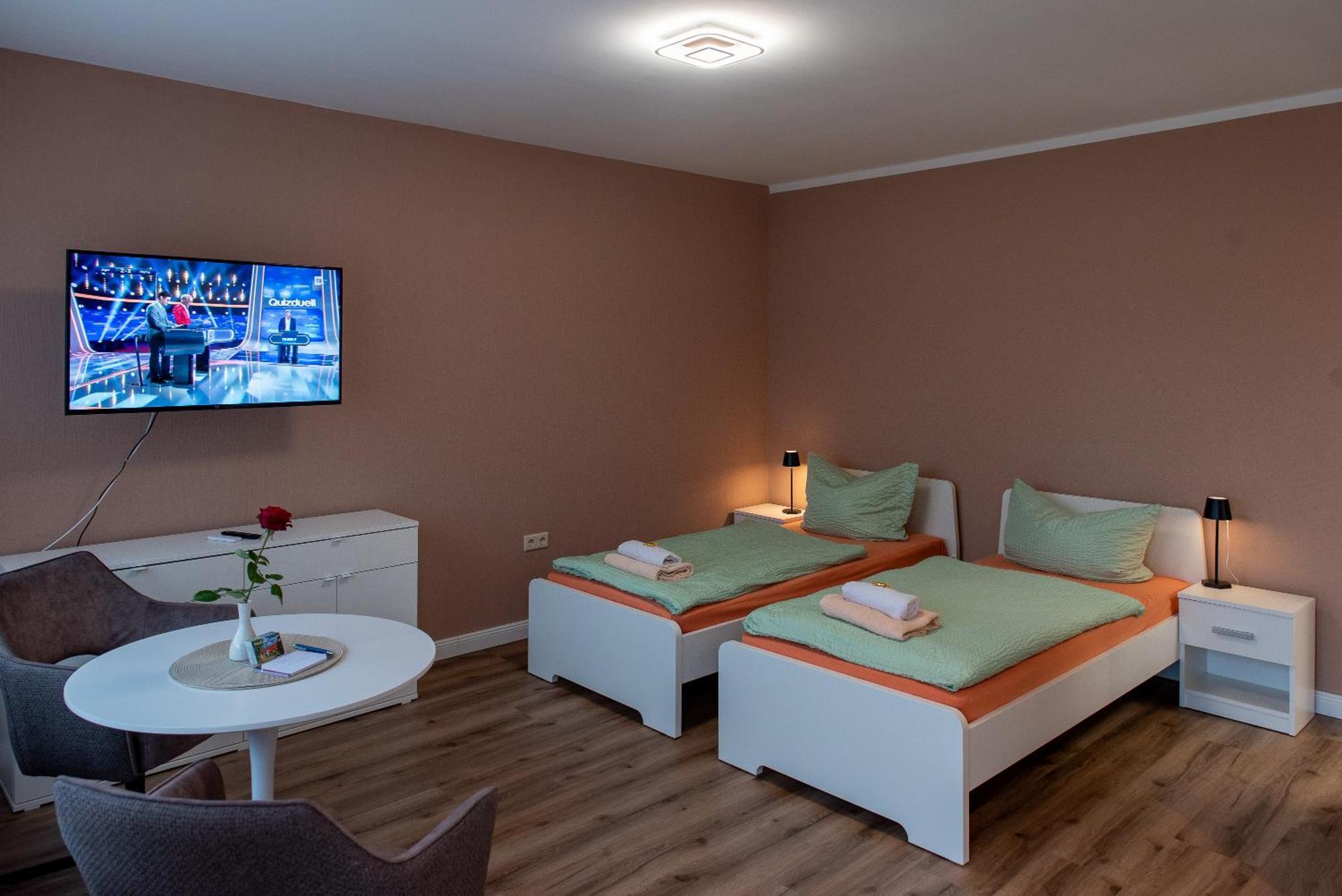 Top-Moderne Ferienwohnung Und Apartments Auf Frueherem Wunderschoenen Bauernhof Im Elbe-Elster-Kreis In Brandenburg Bei Herzberg-Elster, Schoenewalde, Holzdorf Экстерьер фото