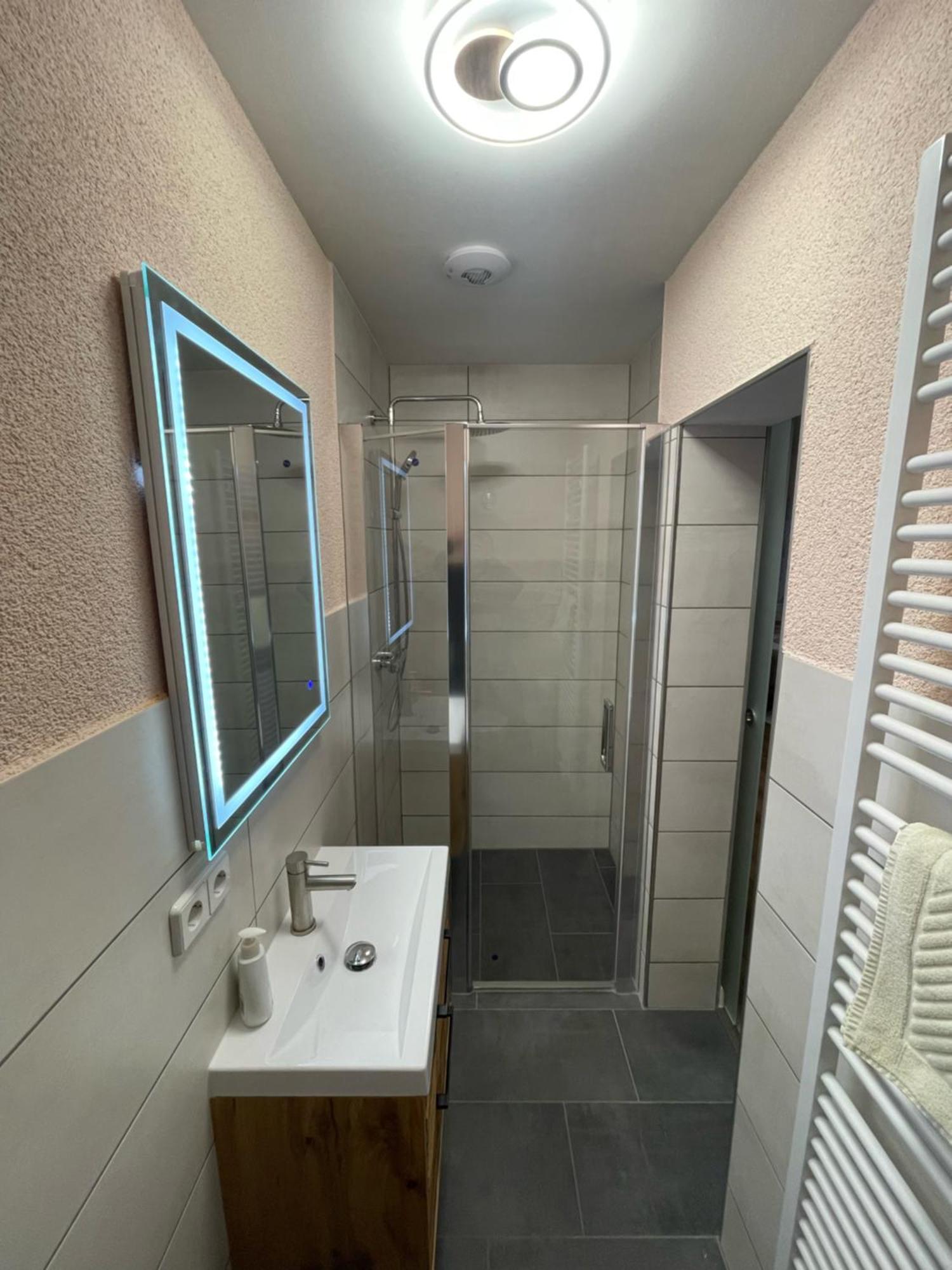 Top-Moderne Ferienwohnung Und Apartments Auf Frueherem Wunderschoenen Bauernhof Im Elbe-Elster-Kreis In Brandenburg Bei Herzberg-Elster, Schoenewalde, Holzdorf Экстерьер фото
